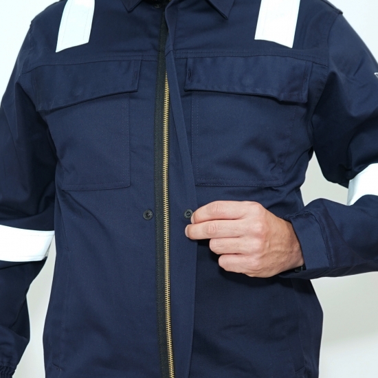 Flame-Retardant & Anti-Static Coverall with Reflective Strips 260g/m² - FOR WEAR