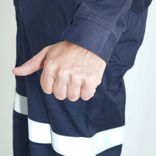Flame-Retardant & Anti-Static Coverall with Reflective Strips 260g/m² - FOR WEAR